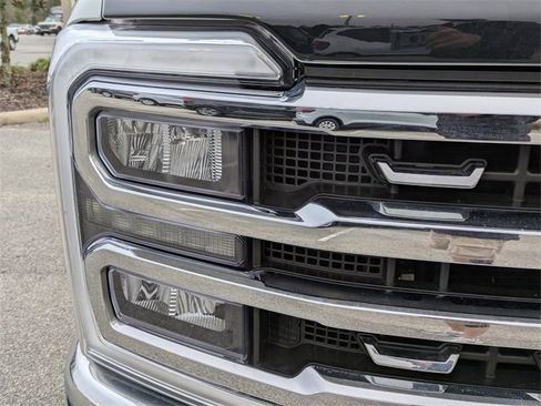 Certified 2025 Ford F350 Lariat w/ FX4 Off-Road Package image 10