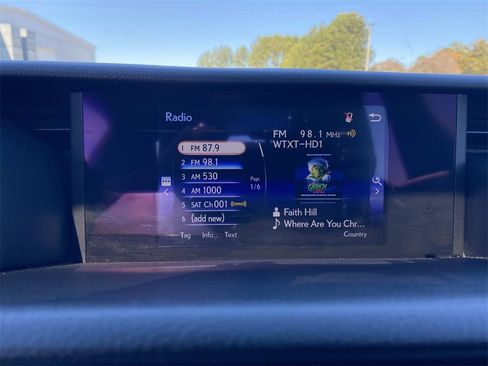 Used 2019 Lexus IS 300 AWD image 20