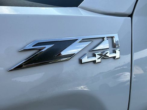 Used 2016 GMC Sierra 1500 SLE w/ SLE Value Package AWD/4WD image 15