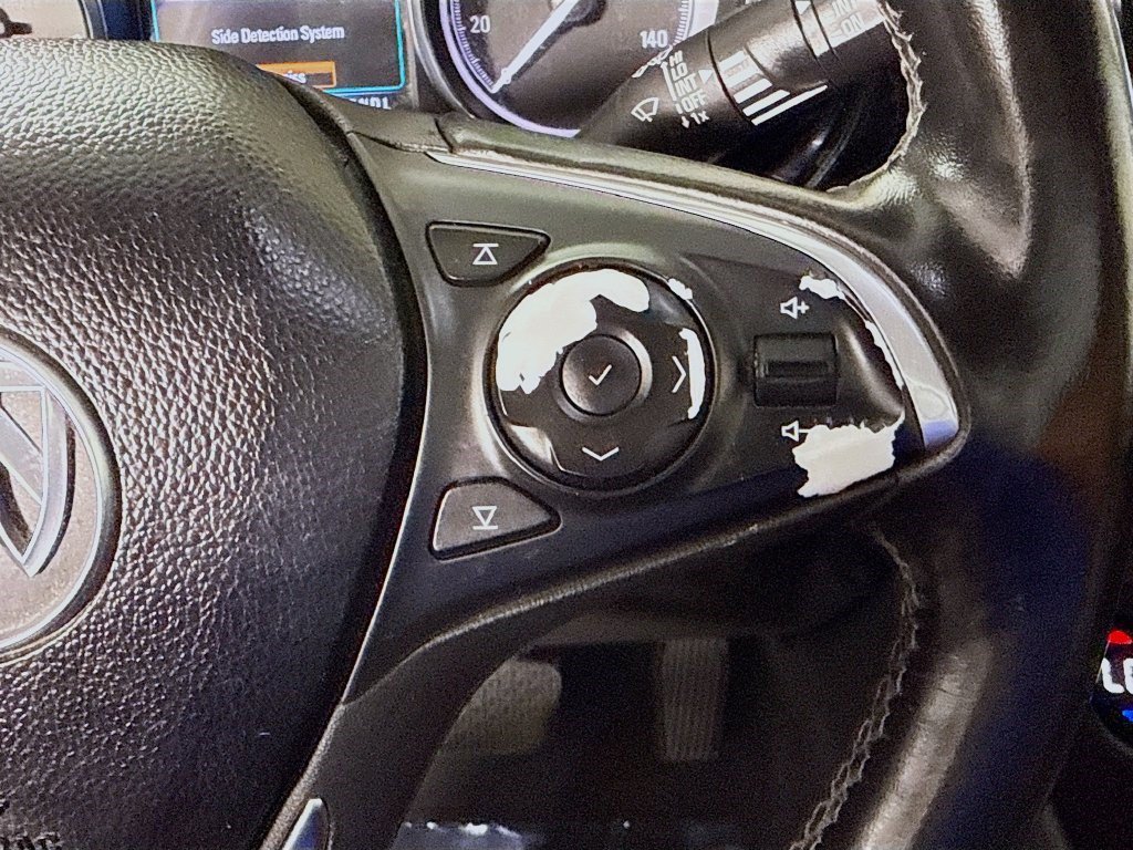 Used 2019 Buick Envision Essence FWD image 14