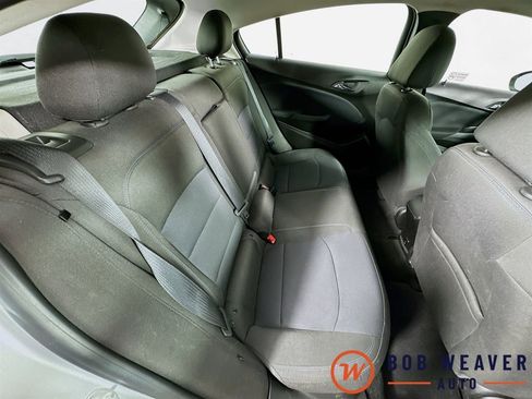 Used 2018 Chevrolet Cruze LT FWD image 23