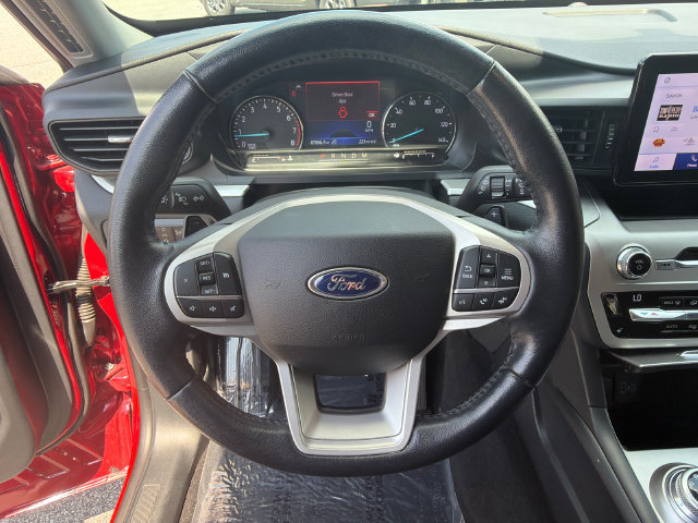 Certified 2020 Ford Explorer XLT w/ Comfort Package AWD/4WD image 27