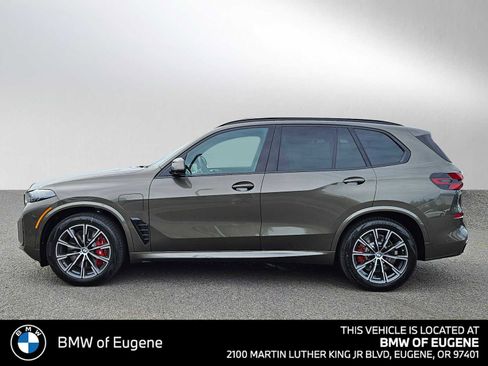 New 2026 BMW X5 xDrive50e image 6
