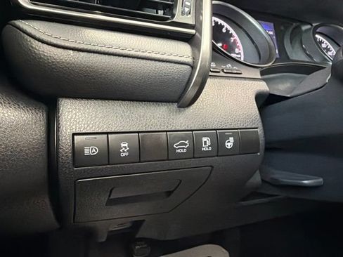 Used 2024 Toyota Camry SE FWD image 25