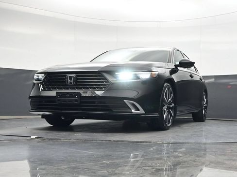 Used 2025 Honda Accord Touring image 46
