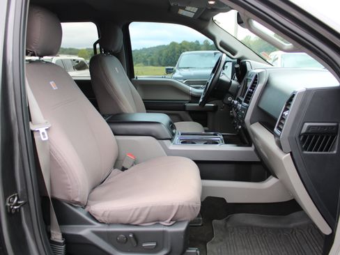 Used 2020 Ford F150 XLT w/ Equipment Group 302A Luxury AWD/4WD image 16