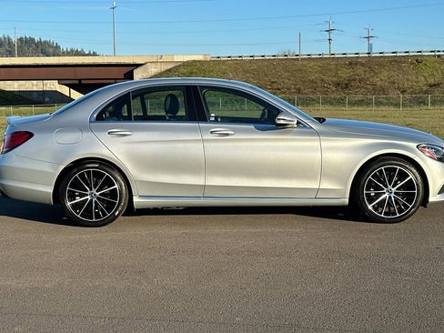 Used 2021 Mercedes-Benz C 300 Sedan image 2