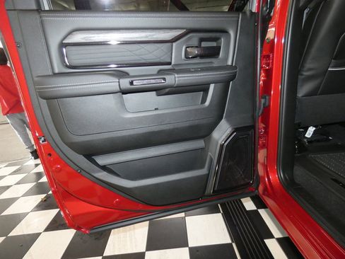 New 2026 RAM 3500 Limited image 31