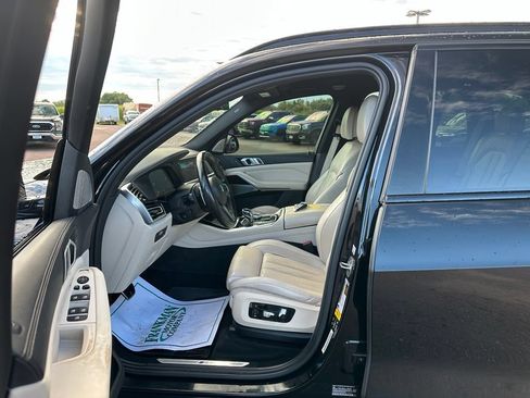 Used 2019 BMW X5 xDrive50i w/ M Sport Package AWD/4WD image 10