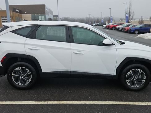 New 2026 Hyundai Tucson Blue SE AWD/4WD image 8