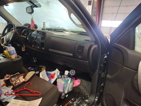 Used 2011 Chevrolet Silverado 1500 LT w/ All-Star Edition image 12