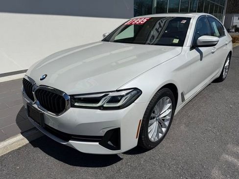 Certified 2023 BMW 530i xDrive w/ Convenience Package image 2