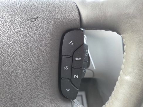 Used 2011 Buick LaCrosse CXL w/ Luxury Package image 25