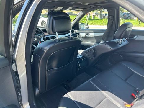 Used 2014 Mercedes-Benz C 250 Sedan image 20