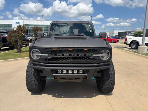 Used 2021 Ford Bronco Outer Banks w/ Sasquatch Package AWD/4WD image 8