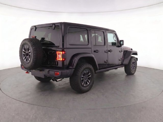 Used 2024 Jeep Wrangler Unlimited Rubicon 392 AWD/4WD image 2