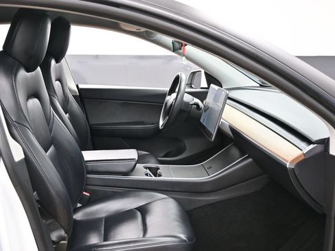 Used 2020 Tesla Model Y Long Range AWD/4WD image 9
