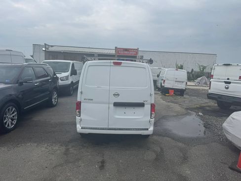 Used 2017 Nissan NV200 SV w/ Technology Package FWD image 10