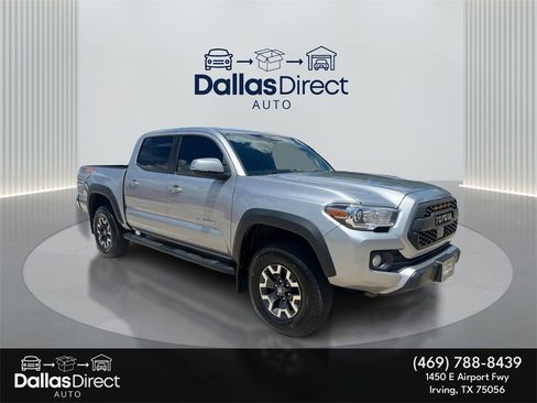 Used 2020 Toyota Tacoma TRD Off-Road image 1