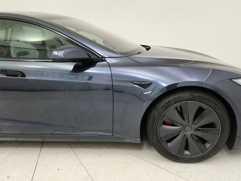 Used 2025 Tesla Model S Plaid image 7