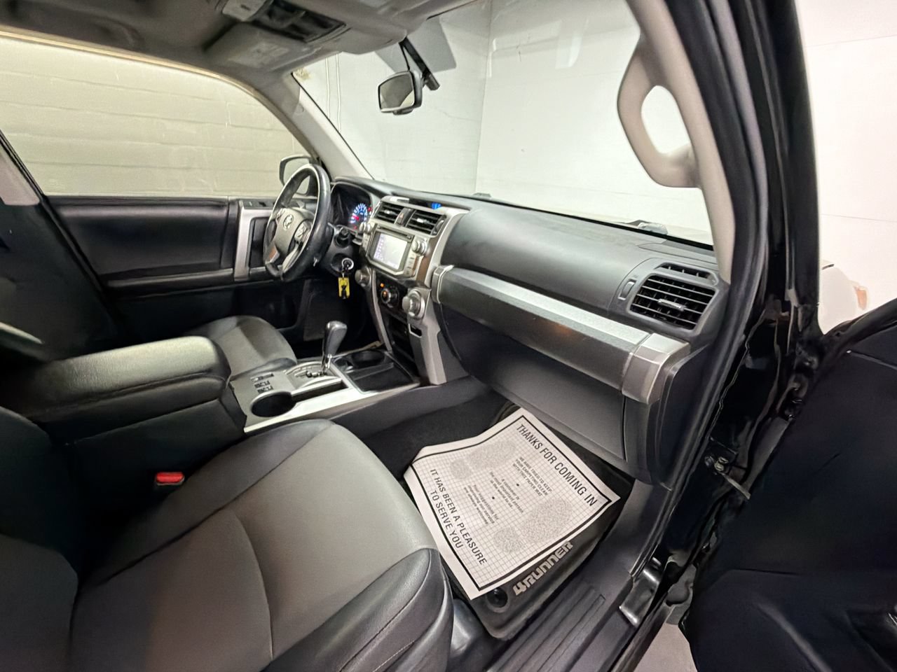 Used 2015 Toyota 4Runner SR5 Premium RWD image 27