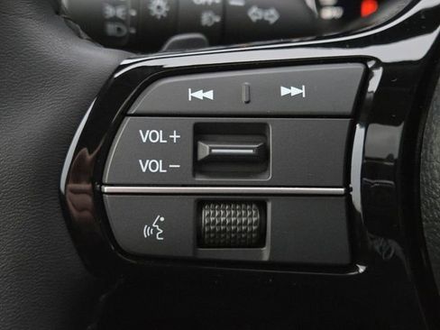 Used 2025 Honda Pilot Elite image 15