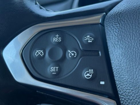 Used 2020 Chevrolet Traverse LT w/ LT Premium Package image 14