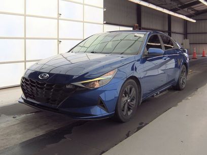Used 2022 Hyundai Elantra SEL w/ Convenience Package