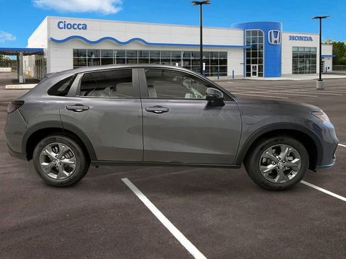 New 2026 Honda HR-V LX image 7