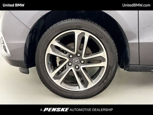 Used 2017 Acura MDX FWD w/ Advance Package image 2