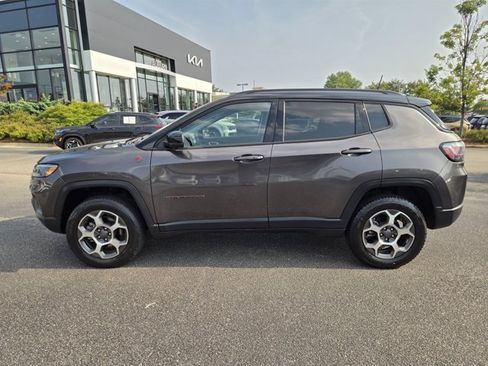 Used 2022 Jeep Compass Trailhawk w/ Trailhawk Elite Group AWD/4WD image 10