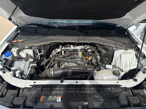 Used 2025 Ford Explorer Active RWD image 13