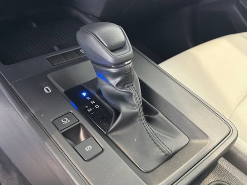 Certified 2026 Toyota Corolla Cross L FWD image 27