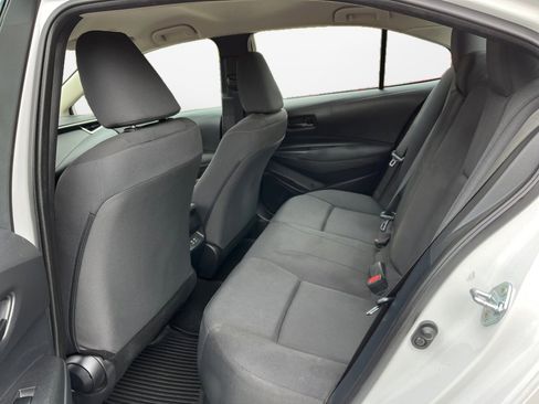 Used 2023 Toyota Corolla LE image 15