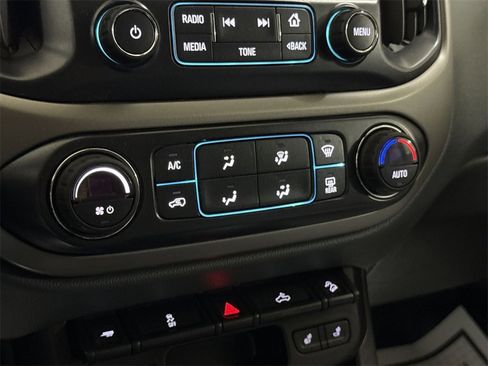 Used 2017 Chevrolet Colorado Z71 image 15