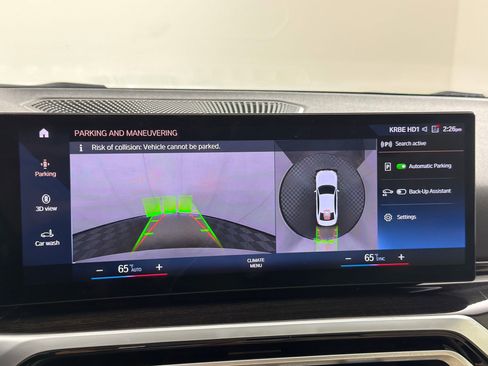 Certified 2024 BMW 330i Sedan w/ Premium Package image 25