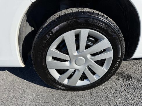 Used 2017 Nissan NV200 SV w/ Technology Package image 40