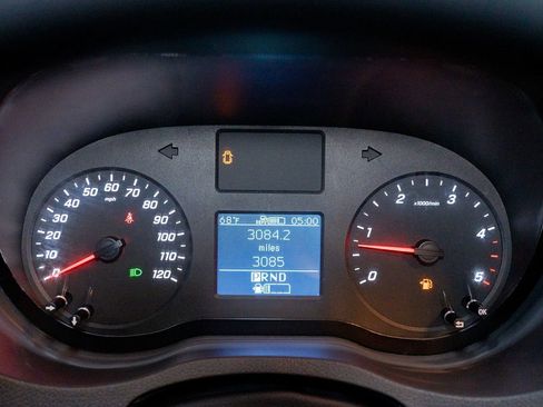 Used 2019 Mercedes-Benz Sprinter 2500 image 39