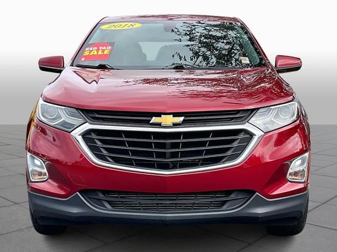 Used 2018 Chevrolet Equinox LT image 3