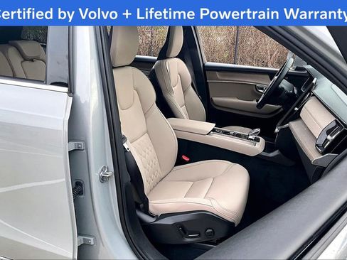 Used 2025 Volvo XC90 B5 Plus image 10