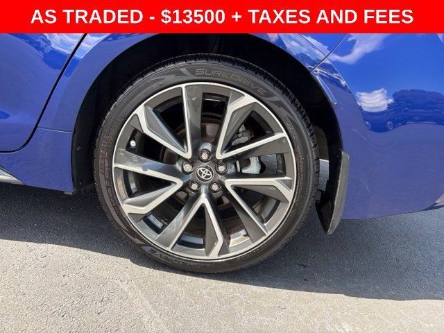 Used 2020 Toyota Corolla SE w/ SE Premium Package FWD image 10