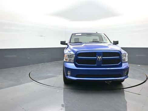Used 2017 RAM 1500 Express image 2