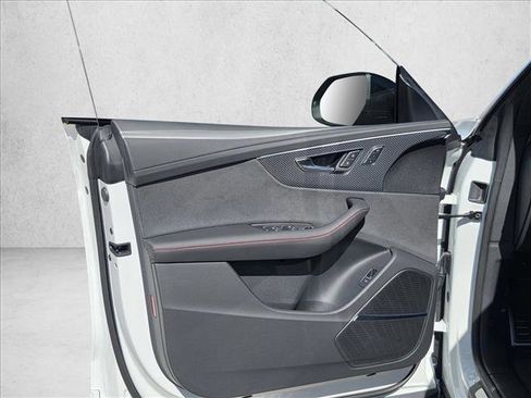 New 2026 Audi RS Q8 performance image 13