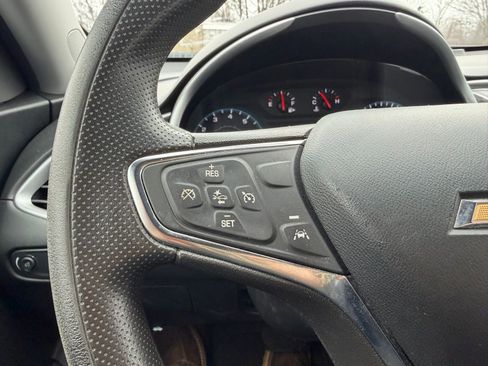 Used 2023 Chevrolet Malibu LT image 15