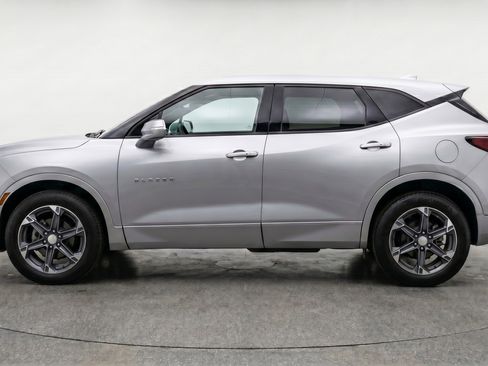 Used 2025 Chevrolet Blazer LT FWD image 5