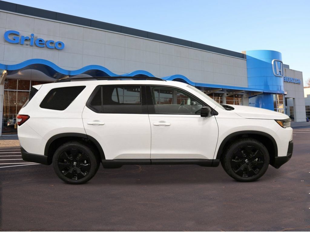 New 2026 Honda Pilot Black Edition image 6