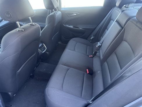 Used 2017 Chevrolet Malibu LT FWD image 6
