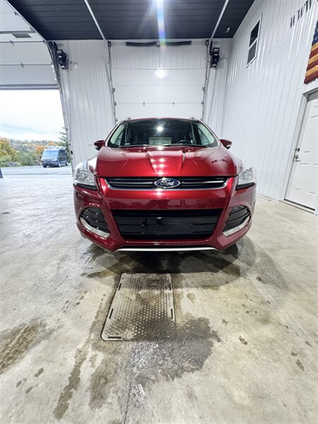 Used 2015 Ford Escape Titanium AWD/4WD image 3