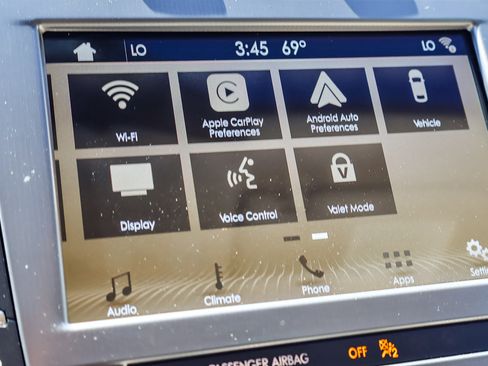 Used 2017 Lincoln MKZ Premiere image 5