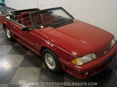 Used 1988 Ford Mustang GT image 36